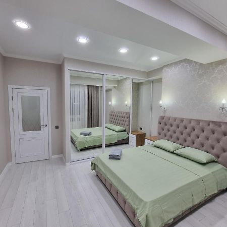 Grand Excelent New Ultra Central Apartments Chisinau Eksteriør bilde