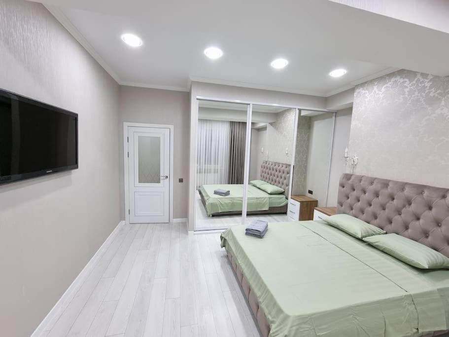 Grand Excelent New Ultra Central Apartments Chisinau Eksteriør bilde
