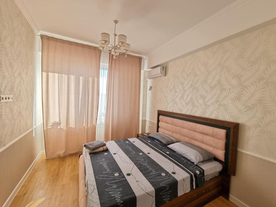 Grand Excelent New Ultra Central Apartments Chisinau Eksteriør bilde