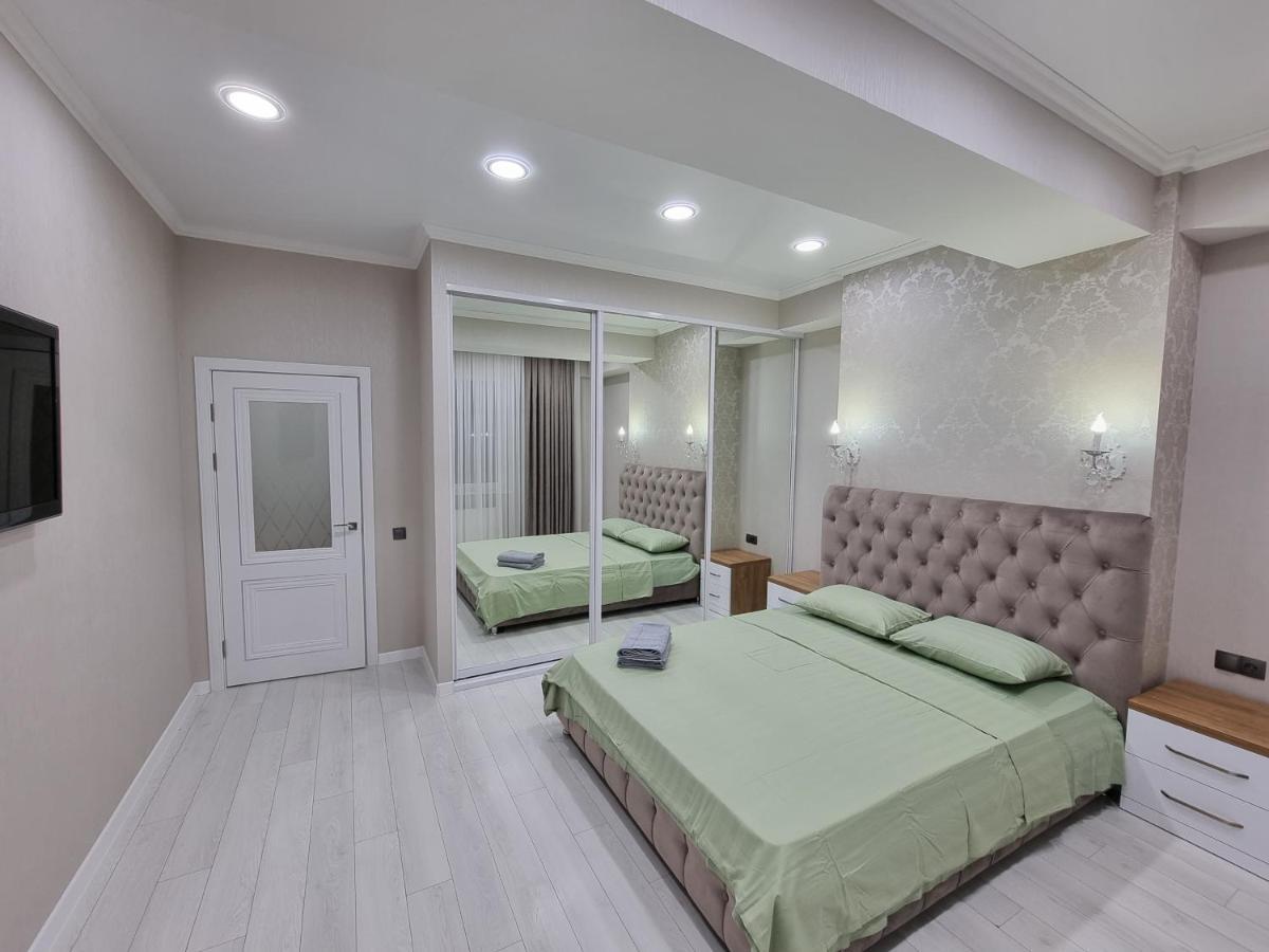 Grand Excelent New Ultra Central Apartments Chisinau Eksteriør bilde