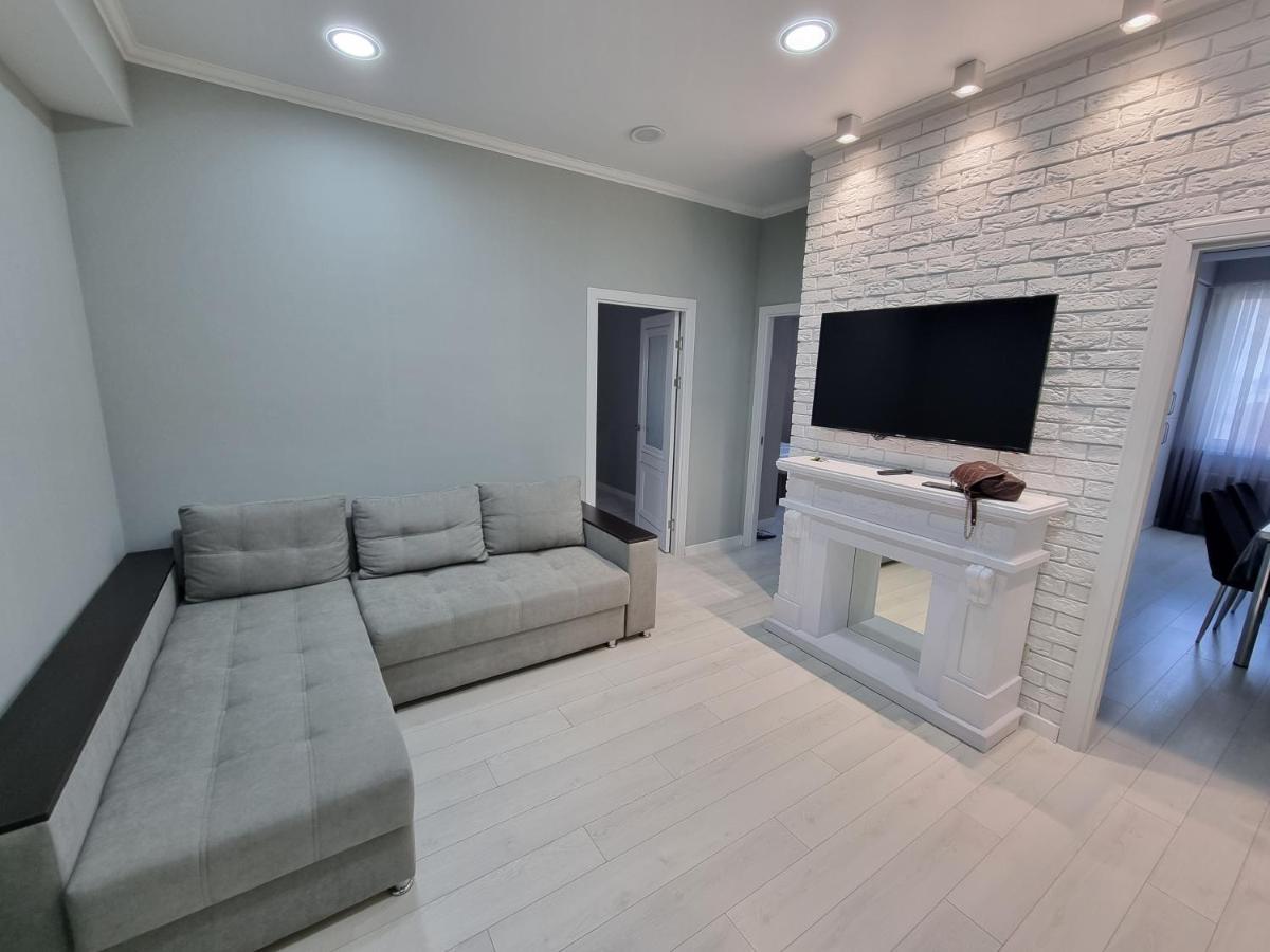 Grand Excelent New Ultra Central Apartments Chisinau Eksteriør bilde